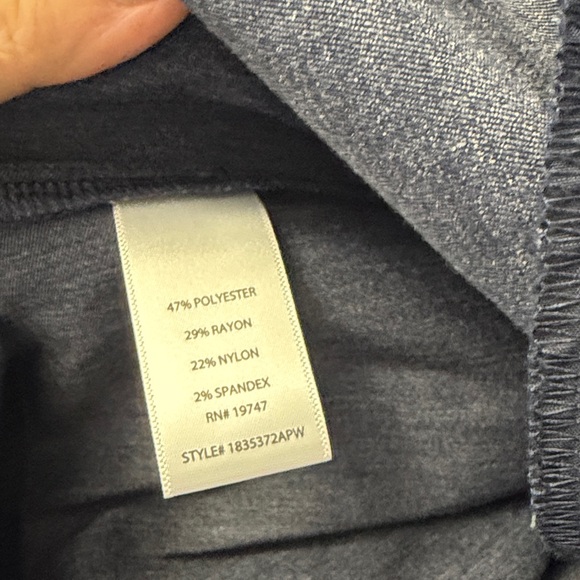 The Pioneer Woman Navy “millennium” pull on pants. 2X and 1X - Picture 11 of 12